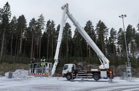 L&N Platforms continues fleet renewal with a new 46-metre Bronto aerial platform