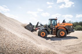 Doosan DL420CVT-7 <br> Image source: DOOSAN INFRACORE EUROPE S.R.O.