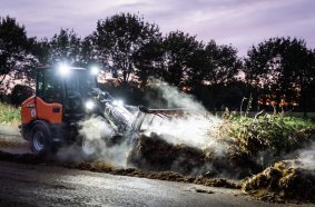 Doosan Signs Exclusive Supply Agreement with Tobroco-Giant <br> Image source: DOOSAN INFRACORE EUROPE S.R.O.