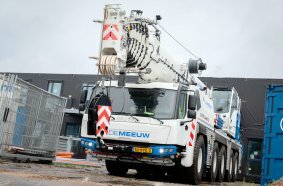 Dutch prefab specialist buys first Grove crane and immediately sets it to work 