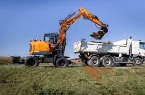 Doosan DX100W-7 Wheeled Excavator <br> Image source: DOOSAN INFRACORE EUROPE S.R.O.