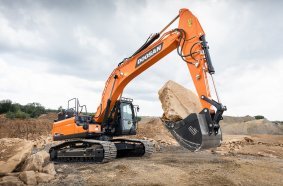 Doosan DX255LC-7 <br> Image source: DOOSAN INFRACORE EUROPE