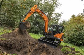 Doosan DX85R-7