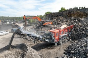 The Finlay J‑1280 jaw crusher will be shown publicly in the UK for the first time since its launch in 2025