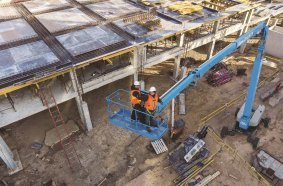 One of the Genie ZXTM-135/70 and Z-135/70 articulating boom lifts covered by the GSS Preventative Maintenance Plan undertaken by Riwal France.