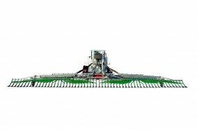 Fliegl presents the new SKATEMASTER trailing shoe spreader –slurry spreading close to the ground made easy!