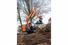 Hitachi ZX85-6EB
