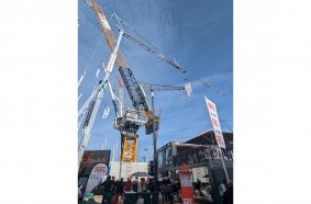 BKL at Bauma 2022. New cranes and the BKL film prove to be a crowd puller.