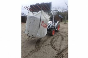CT2040 compact tractor