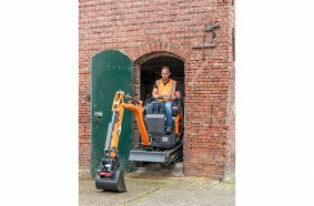 New High Performance DX10Z-7 Mini-Excavator from Develon