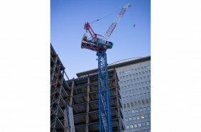 Two Raimondi LR273 luffing cranes for landmark development in Toronto