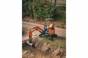 DEVELON to Premiere DX10Z-7 Mini-Excavator at Galabau