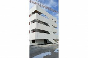 Moldtech Installs Two Vertical Battery Moulds in Germany for Residential Projects