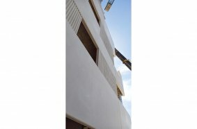 Moldtech Installs Two Vertical Battery Moulds in Germany for Residential Projects
