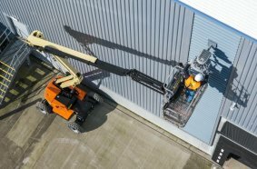 JLG EC450AJ Articulated Telescopic Lift