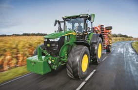 The John Deere 7R 350 has been awarded Tractor of the Year for 2022.