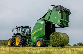 John Deere V462M