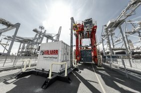Kalmar Electric Straddle Carrier