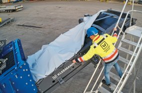 Special belt covers guarantee an effective reduction in dust.