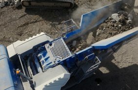 The particularly rugged, reliable and simultaneously powerful MOBICAT MC 110i EVO2 from Kleemann ideally fulfils the challenging requirements.