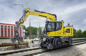 At the 28th International Exhibition for Track Technology in Münster Liebherr presents a representative of its successful rail-road excavator with the A 924 Rail Litronic.