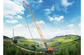 The LR 1700-1.0W is the new benchmark for narrow track cranes worldwide.
