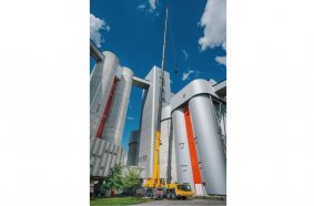 The highlight of the new LTM 1300-6.3 is its 90 metre telescopic boom. <br> Image source: Liebherr-Werk Ehingen GmbH