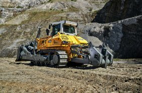 PR 756 crawler tractors really excel in their ability to meet the needs of the extractive industry.