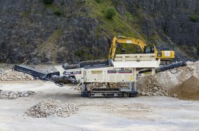 MDS had its flagship M515 trommel on demo in Hillhead's Crusher Alley
