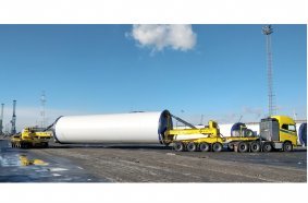 The Nooteboom MWT-XL with 4-axle Jeepdolly and 7-axle self-tracking dolly are both executed with hydraulically adjustable Lift Adapters <br> Image source: Nooteboom Trailers