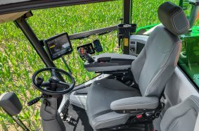 Pantera 4504 with new generation cab and updated design