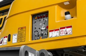 IMPLASER . The importance of stickers on machinery