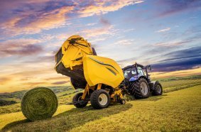 Pro-Belt™ Series Variable Chamber Round Balers