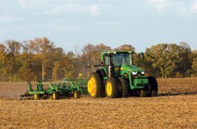 John Deere Reveals Fully Autonomous Tractor at CES® 2022 <br> Image source: Deere & Company