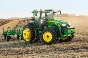 John Deere Reveals Fully Autonomous Tractor at CES® 2022 <br> Image source: Deere & Company