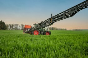 RAUCH AERO 32.1 fertiliser spreader