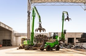 The SENNEBOGEN machines support the sorting of scrap.