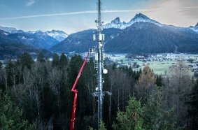  Zero-emission operation in alpine environments: RUTHMANN STEIGER® T 570 HF Hybrid in use at roggermaier