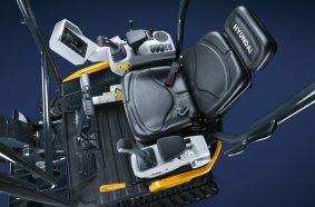 HD Hyundai HX17A Z