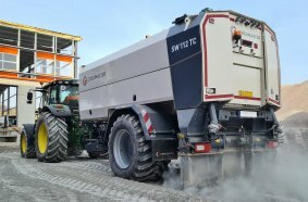 Towed spreaders such as the