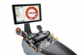 STEYR Expert CVT S-Tech 700 Plus touchscreen terminal 