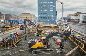 Volvo CE’s large 30-ton grid-connected electric excavator formed part of the Electric Worksite tests.