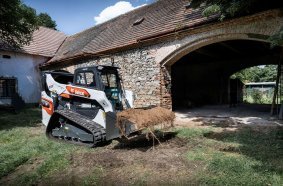 Bobcat T76
