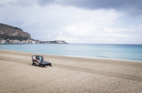 Bobcat T76. SandCleaner