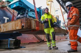 Terex Charters Vessel to Ship 30 Machines from UK to Australia