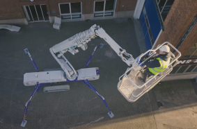 New model FALCON 380XL Vario with panel carrier now available. <br> Image source: FALCON LIFTS A/S