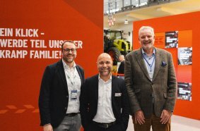 From left to right: Hauke Lamb, Managing Director of Traser, Patrick Hermann, Managing Director of Kramp Germany, and Karsten Bünger, Lead Solutions Consultant at Traser. Together they are working on new interface solutions aimed at further increasing efficiency in the trade.