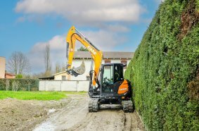 CASE Construction Equipment CX90E