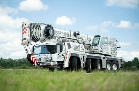   The eye-catching new Grove GMK5150XLe Plug-in Hybrid all-terrain crane is sure to the draw the crowds at Vertikal Days 2025.