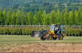 The L25 Electric working on the farm for Leick Baumschulen in Konz